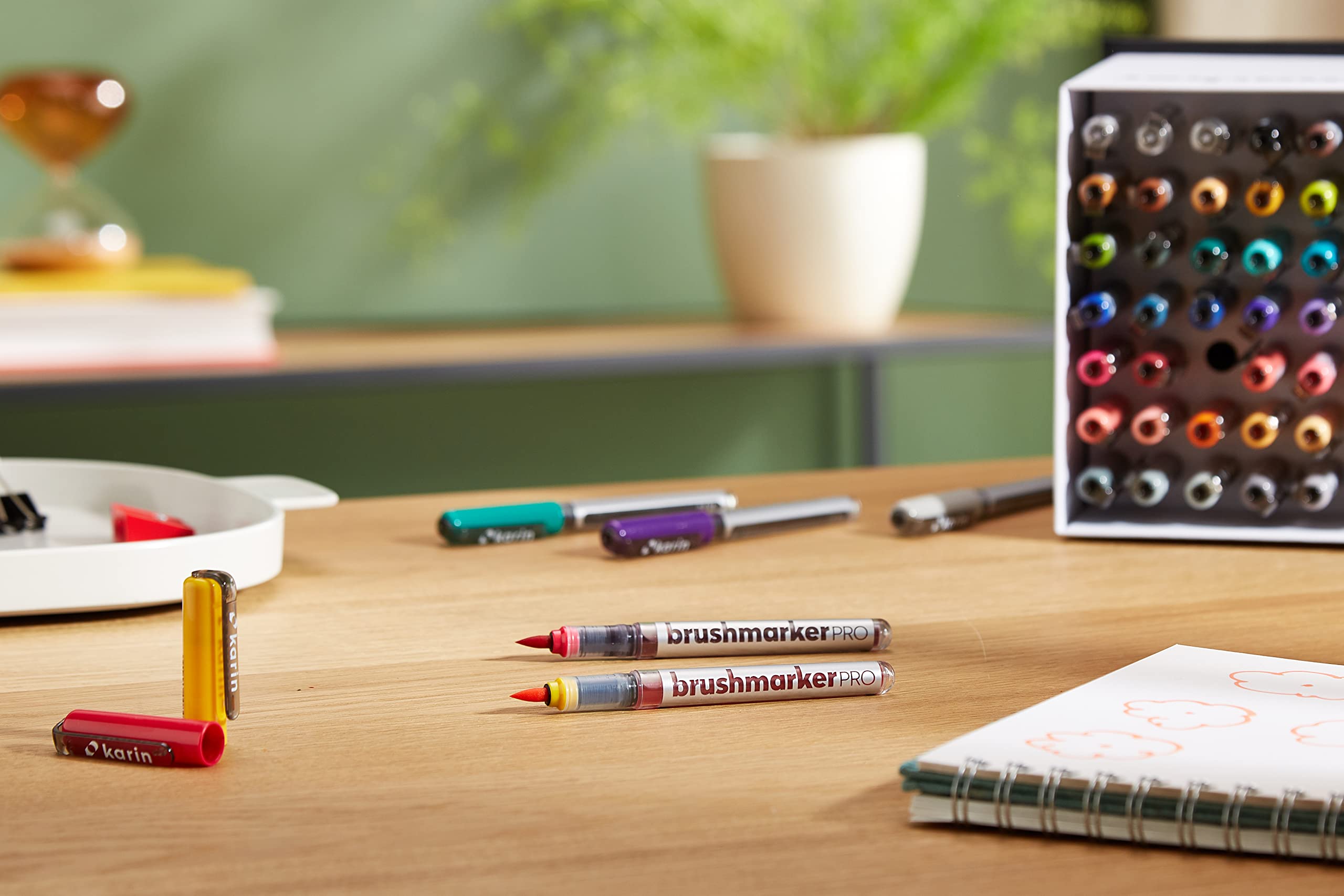 KARIN Megabox Brush Marker Pro Water-Based Brush Pen Suitable for